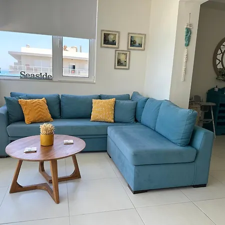 Nathalie's Beachfront *